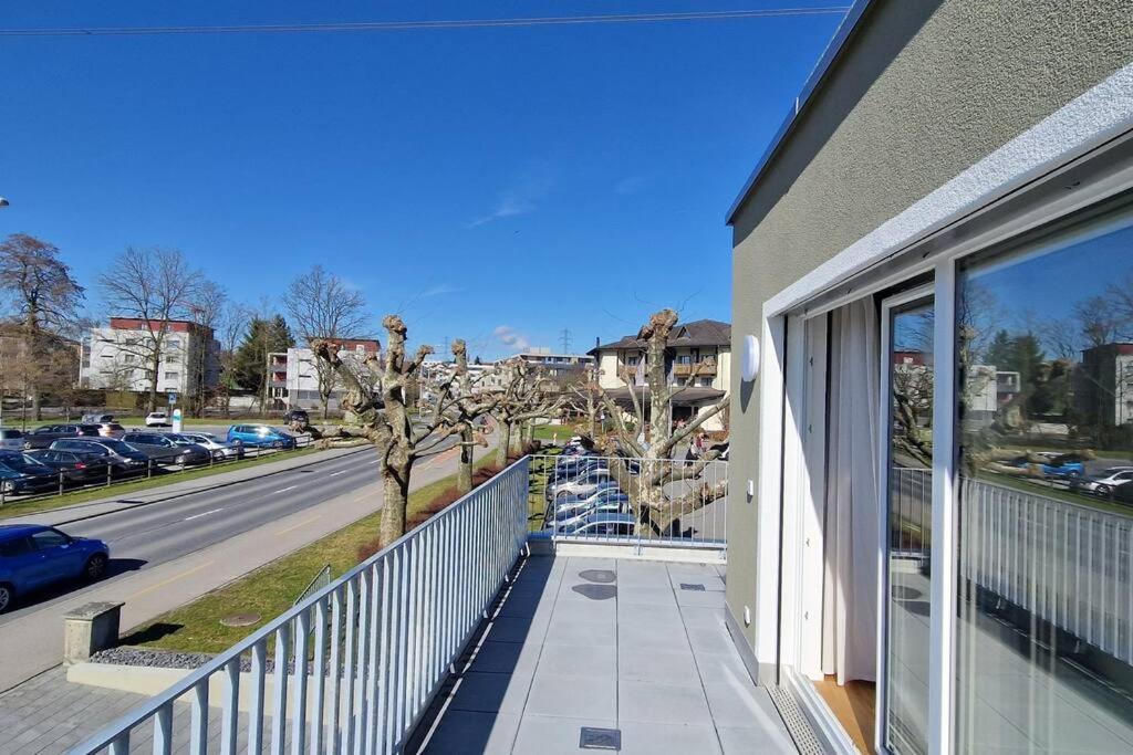 Visionary Hospitality Rothenburg, Lucerne - Premium Apartments With Free Parking, Washer, Kitchen, Terrace, 15' City Dış mekan fotoğraf