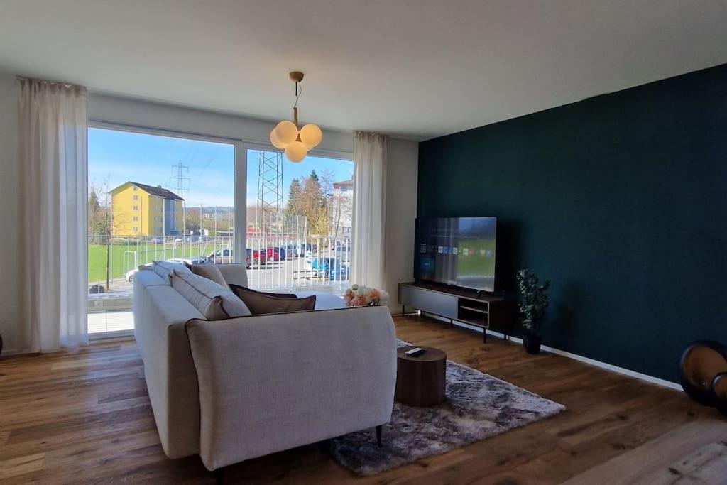 Visionary Hospitality Rothenburg, Lucerne - Premium Apartments With Free Parking, Washer, Kitchen, Terrace, 15' City Dış mekan fotoğraf