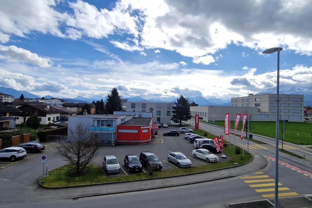 Visionary Hospitality Rothenburg, Lucerne - Premium Apartments With Free Parking, Washer, Kitchen, Terrace, 15' City Dış mekan fotoğraf
