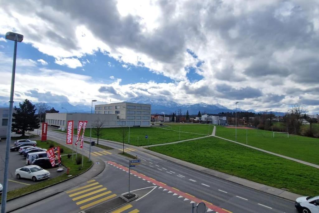 Visionary Hospitality Rothenburg, Lucerne - Premium Apartments With Free Parking, Washer, Kitchen, Terrace, 15' City Dış mekan fotoğraf